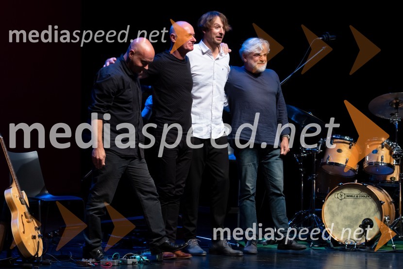  Dejan  Berden, pianist skupine DžeZZva;  Iztok  Rodež, kitarist skupine DžeZZva;  Mojmir Wolf, kontrabasist skupine DžeZZva;  Miran Celec, bobnar skupine DžeZZvaMilan Kučan, častni občan MO Murska Sobota