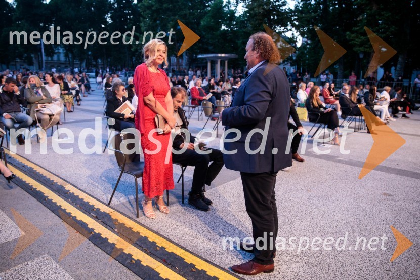  Ignacija  Fridl Jarc, državna sekretarka na Ministrstvu za kulturo RS;  Darko Brlek, direktor in umetniški vodja, Festival LjubljanaFalling Angels, balet v izvedbi Opera Balet SNG Maribor, 68. Ljubljana festival