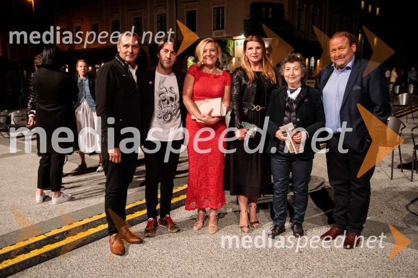  Danilo Rošker, direktor SNG Maribor;  Edward Clug, umetniški direktor, Balet SNG Maribor;  Ignacija  Fridl Jarc, državna sekretarka na Ministrstvu za kulturo RS;  Janja Lamberger;  Dragica Petrovič, režiserka in producentka;  Darko Brlek, direktor in umetniški vodja, Festival LjubljanaFalling Angels, balet v izvedbi Opera Balet SNG Maribor, 68. Ljubljana festival