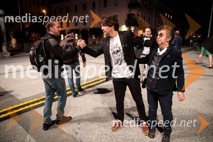  ... ;  Edward Clug, umetniški direktor, Balet SNG Maribor;  Dragica Petrovič, režiserka in producentkaFalling Angels, balet v izvedbi Opera Balet SNG Maribor, 68. Ljubljana festival