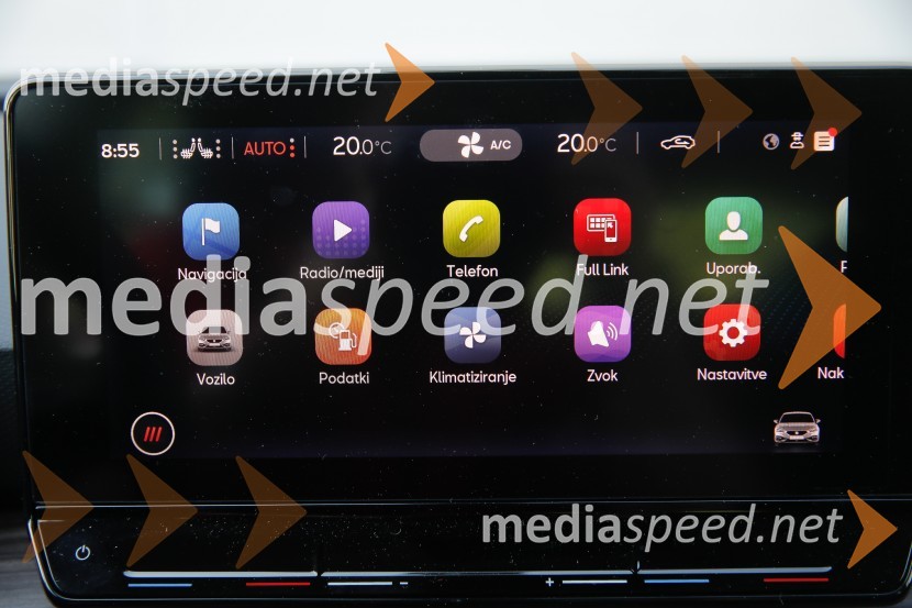 Seat Leon, slovenska predstavitev