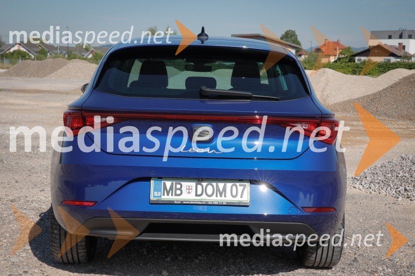 Seat LeonSeat Leon, slovenska predstavitev