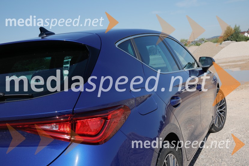 Seat LeonSeat Leon, slovenska predstavitev