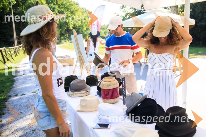  ... ;  Jan Kovačič, fitnes trener;  Nataša  Gorenc, fitnes trenerkaZvezde pod klobuki 2020