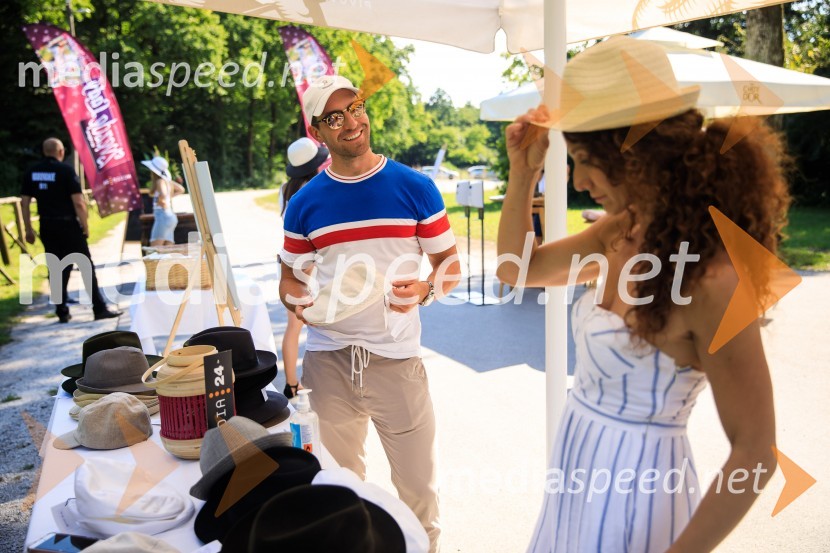  Jan Kovačič, fitnes trener;  Nataša  Gorenc, fitnes trenerkaZvezde pod klobuki 2020