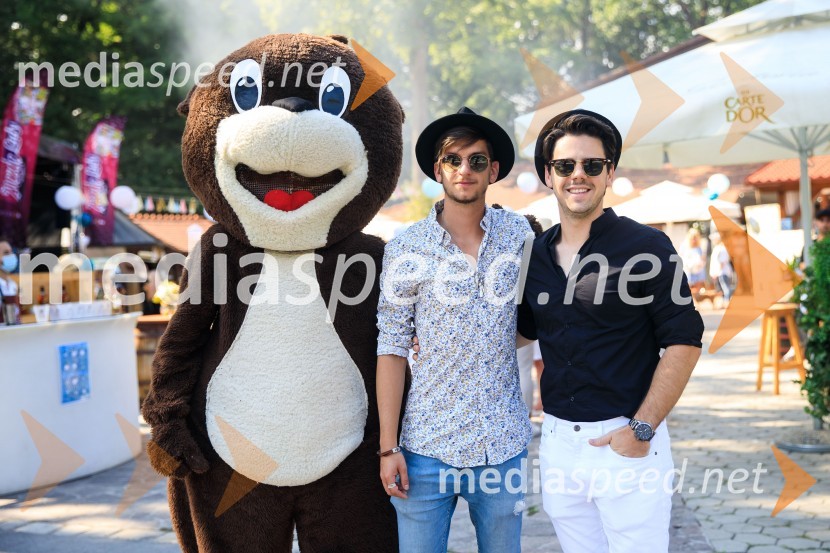  Patrik  Šimenc;  Klemen Mramor - Clemens, glasbenikZvezde pod klobuki 2020