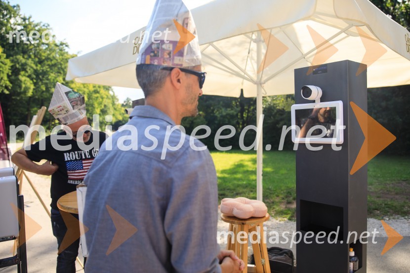  Jean Frbežar, radijski voditeljZvezde pod klobuki 2020