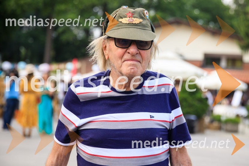  Tone Fornezzi - Tof, novinarZvezde pod klobuki 2020