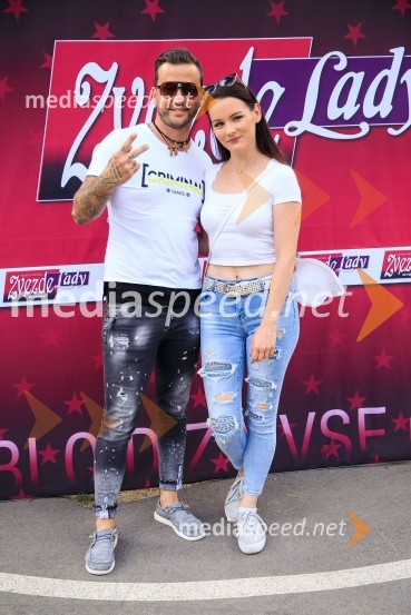  Matevž Visočnik, diplomant VSGT in dobitnik zlate medalje na tekmovanju Coupe Georges Baptiste leta 2004;  Tatjana Novak, akademska glasbenicaZvezde pod klobuki 2020