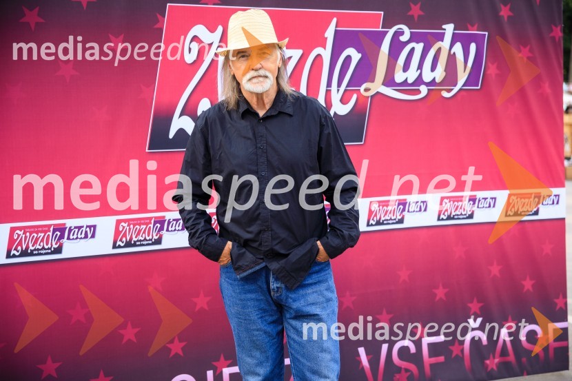  Dragan  Bulič, glasbeni urednikZvezde pod klobuki 2020