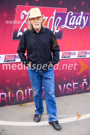  Dragan  Bulič, glasbeni urednikZvezde pod klobuki 2020