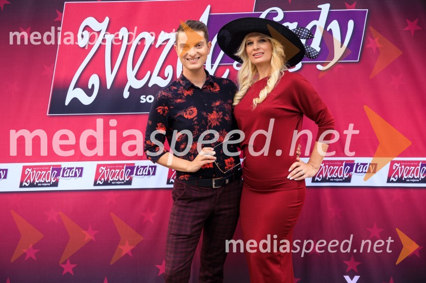  Damjan Murko, pevec;  Maja MurkoZvezde pod klobuki 2020
