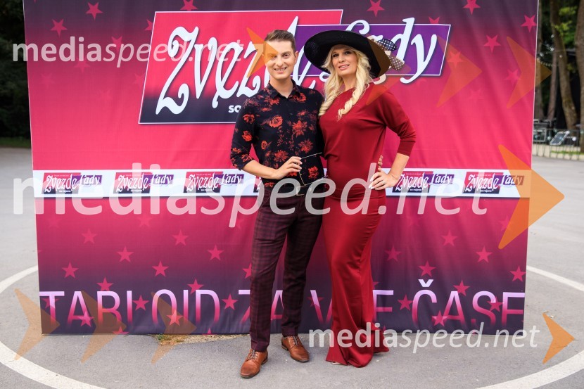  Damjan Murko, pevec;  Maja MurkoZvezde pod klobuki 2020