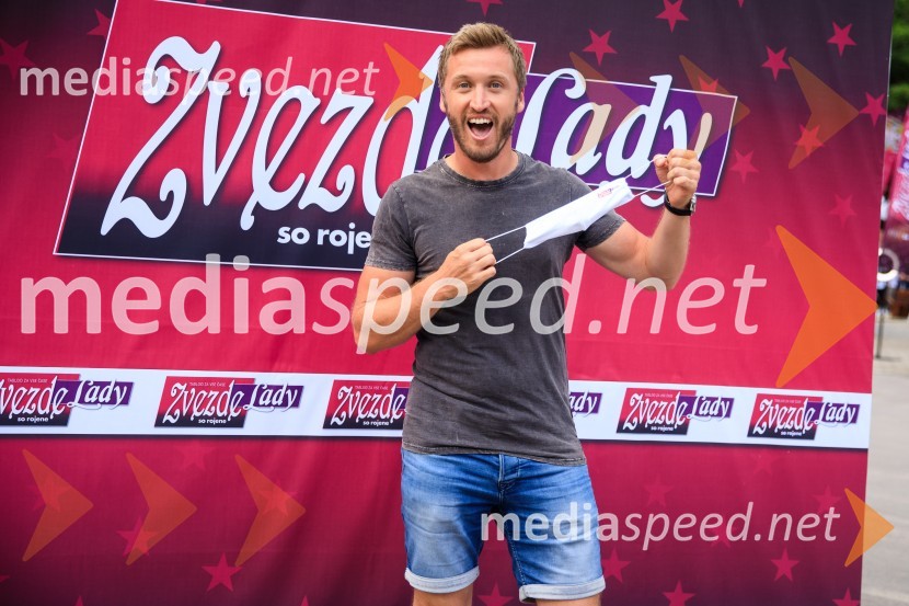  Denis Avdić, voditeljZvezde pod klobuki 2020