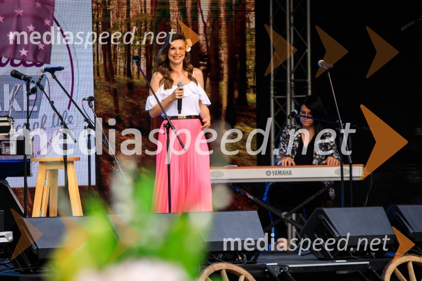  Natalija Verboten, pevkaZvezde pod klobuki 2020