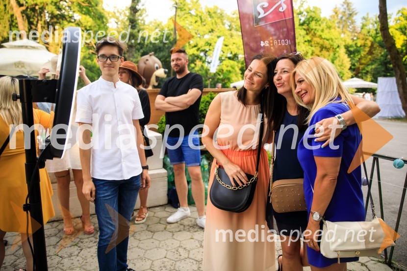 Zvezde pod klobuki 2020