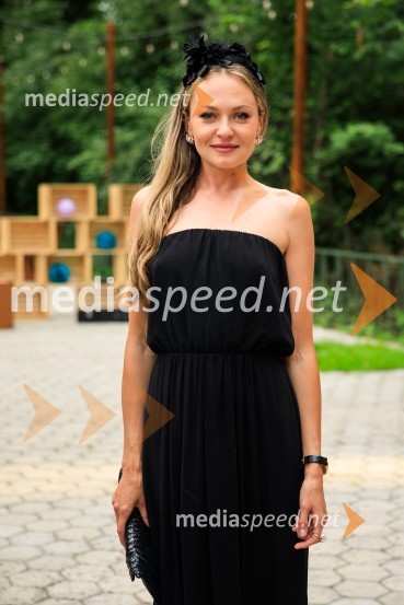  Iryna Osypenko, manekenkaZvezde pod klobuki 2020