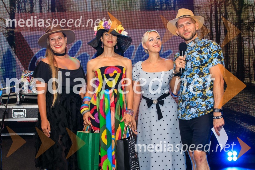  ... ;  Jerca Legan Cvikl, predsednica fundacije Ženske brez meja in soorganizatorka WEF Slovenia 2020;  Tjaša  Platovšek, novinarka Planet TV;  Klemen Bunderla, radijski voditelj, radio AktualZvezde pod klobuki 2020