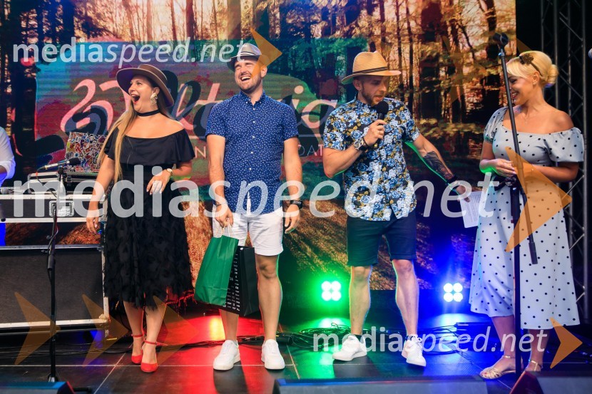  ... ;  Žiga Lakner, pevec;  Klemen Bunderla, radijski voditelj, radio Aktual;  Tjaša  Platovšek, novinarka Planet TVZvezde pod klobuki 2020