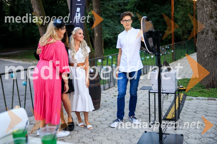 Zvezde pod klobuki 2020