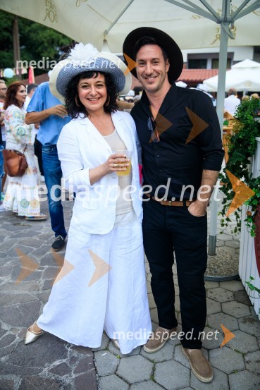  Lara Jankovič, igralka;  Jan Bučar, igralecZvezde pod klobuki 2020