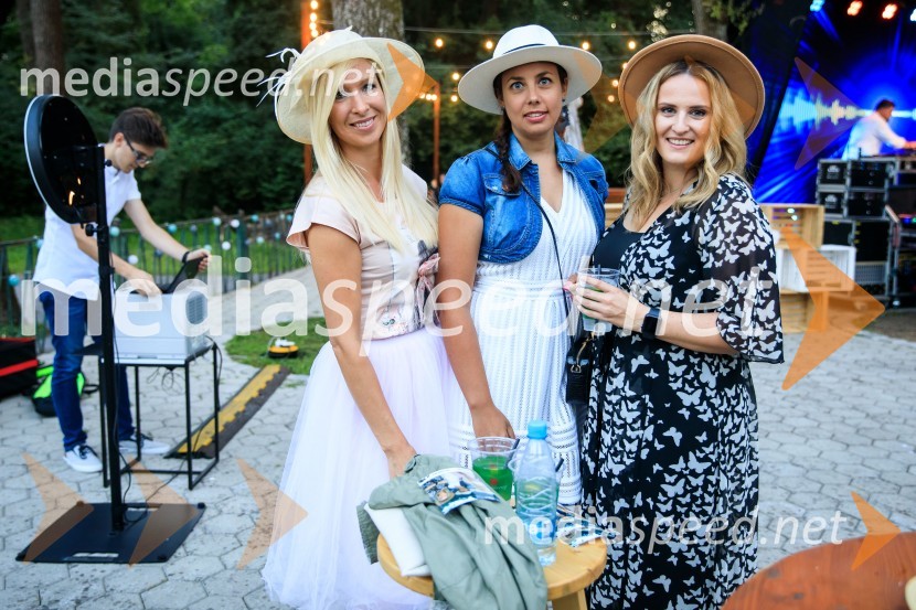 Zvezde pod klobuki 2020