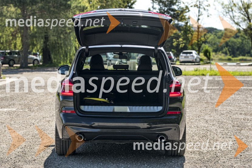 BMW X3 xDrive30e, mediaspeed test