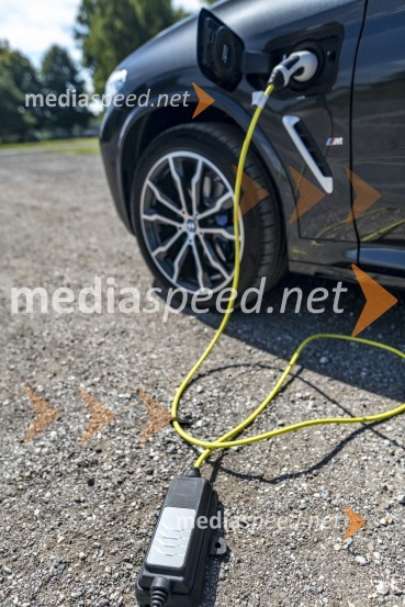 BMW X3 xDrive30e, mediaspeed test