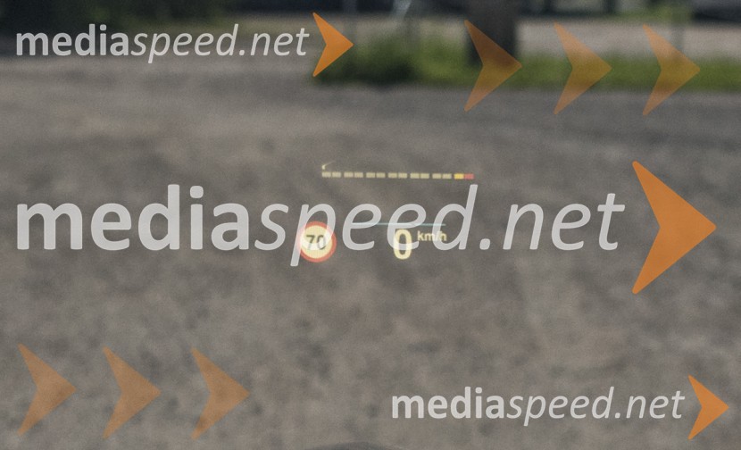 BMW X3 xDrive30e, mediaspeed test