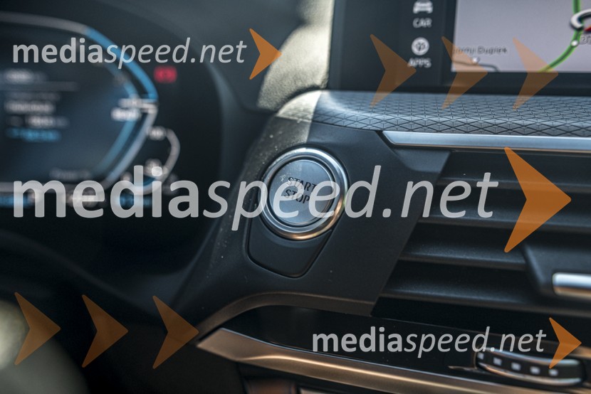 BMW X3 xDrive30e, mediaspeed test