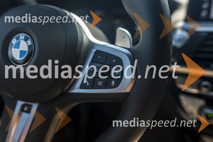 BMW X3 xDrive30e, mediaspeed test