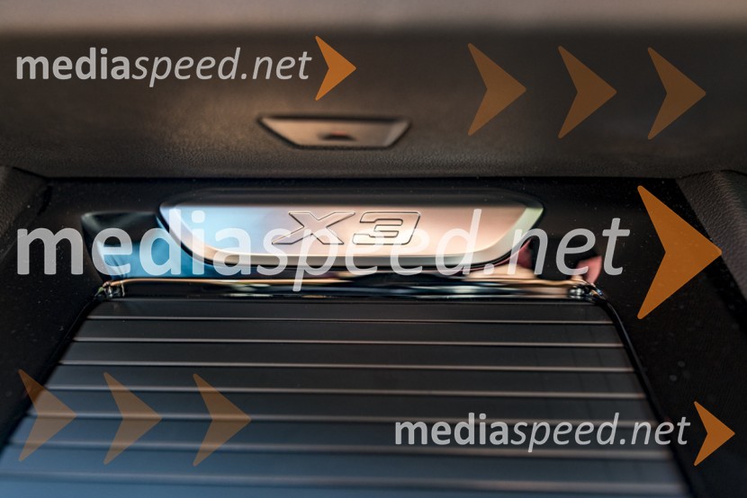 BMW X3 xDrive30e, mediaspeed test