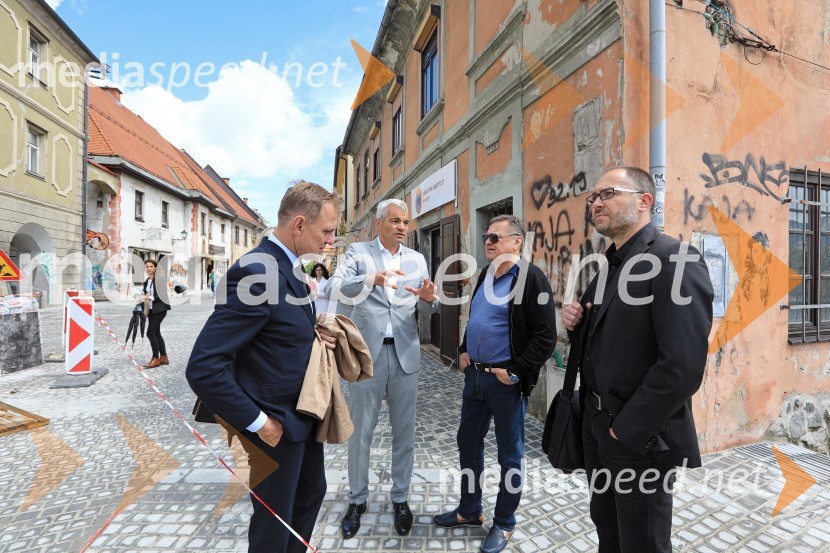 dr. Samo Peter Medved,  podžupan, Mestna občina Maribor ;  Aleksander Saša Arsenovič, župan, Mestna občina Maribor;  Zoran Janković, župan, Mestna občina Ljubljana;  Gregor Reichenberg,  podžupan MOM za področje arhitekture in prostoraŽupan Maribora gostil Zorana Jankoviča