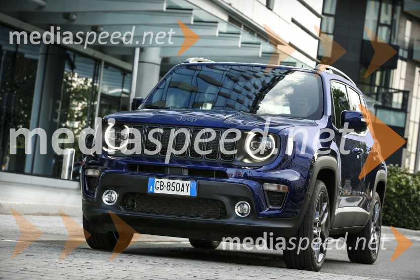 Priključna hibrida Jeep Renegade 4xe in Jeep Compas 4ex