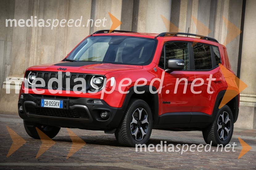 Priključna hibrida Jeep Renegade 4xe in Jeep Compas 4ex