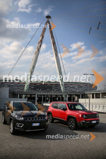 Priključna hibrida Jeep Renegade 4xe in Jeep Compas 4ex