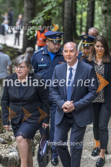  ... ;  Timur Ejvazov, Ruski veleposlanik v SlovenijiSpominska slovesnost Ruska kapelica 2020