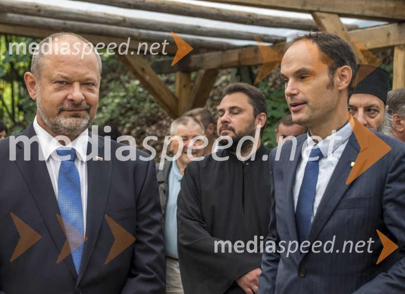  Alojz  Kovšca, predsednik Državnega sveta Republike Slovenije;  Anže Logar, minister za zunanje zadeveSpominska slovesnost Ruska kapelica 2020