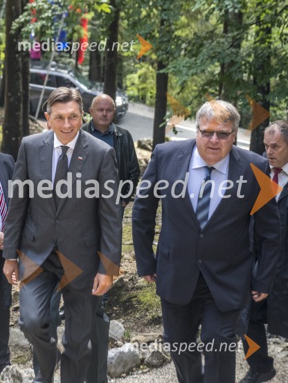  Borut Pahor, predsednik Republike Slovenije;  Janez Hrovat, župan občine Kranjska GoraSpominska slovesnost Ruska kapelica 2020