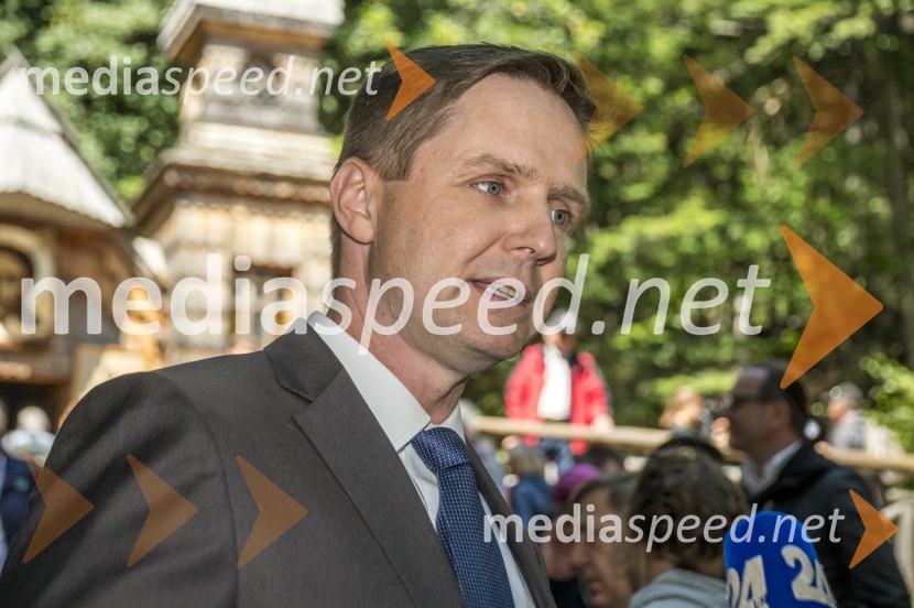  Igor Zorčič, predsednik odbora Državnega zbora RS za infrastrukturo, okolje in prostorSpominska slovesnost Ruska kapelica 2020