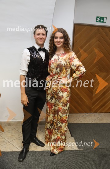  Klemen Slakonja, igralec, komik in TV voditelj;  Maja Keuc, pevkaSlavnostna otvoritev festivala Arsana 2020, Big Band RTV SLO s solisti