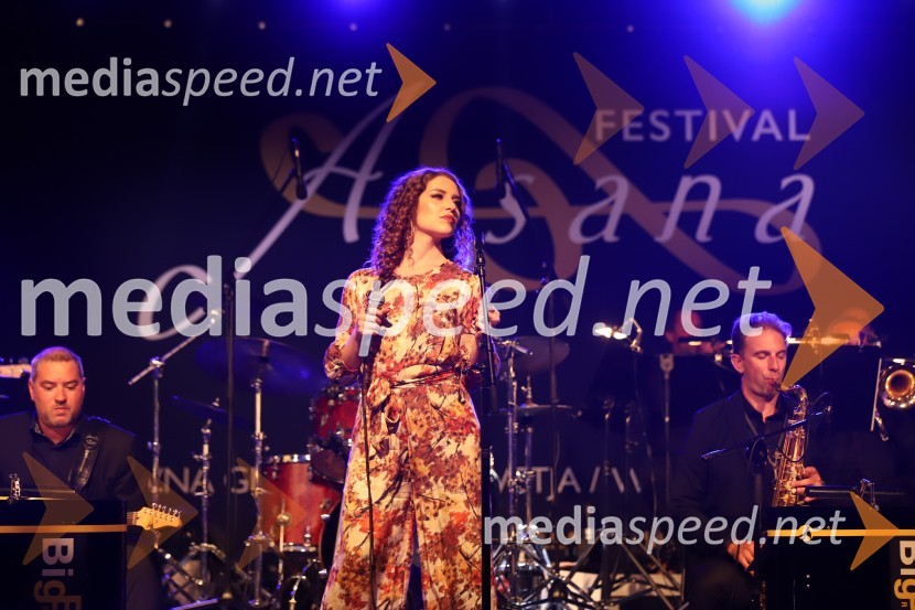  Maja Keuc, pevkaSlavnostna otvoritev festivala Arsana 2020, Big Band RTV SLO s solisti