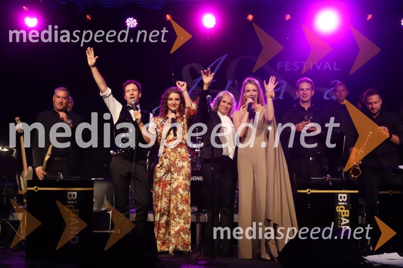  Klemen Slakonja, igralec, komik in TV voditelj;  Maja Keuc, pevka;  Alenka Godec, pevka;  Ana Soklič, pevkaSlavnostna otvoritev festivala Arsana 2020, Big Band RTV SLO s solisti