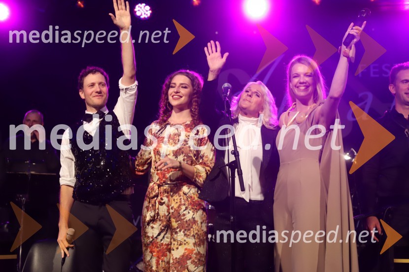  Klemen Slakonja, igralec, komik in TV voditelj;  Maja Keuc, pevka;  Alenka Godec, pevka;  Ana Soklič, pevkaSlavnostna otvoritev festivala Arsana 2020, Big Band RTV SLO s solisti