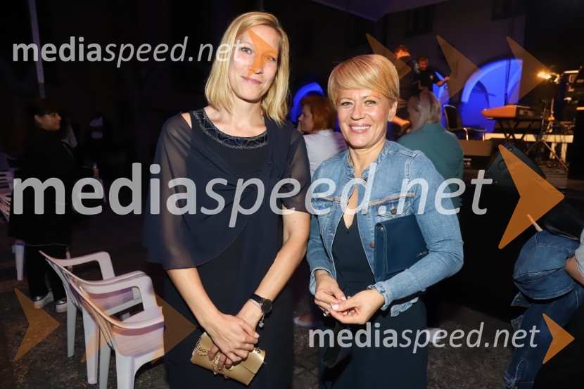  Tanja Srečkovič Bolšec, Zavod za turizem Ptuj; dr. Aleksandra Pivec, ministrica za kmetijstvo, gozdarstvo in prehrano RS, predsednica stranke DESUSSlavnostna otvoritev festivala Arsana 2020, Big Band RTV SLO s solisti