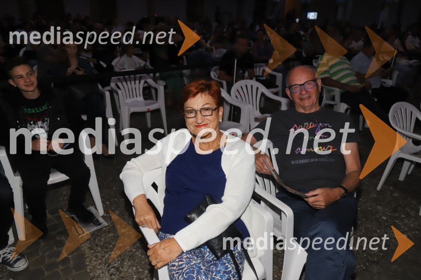 prof. dr.  Danica  Purg,  direktorica IEDC Poslovna šola Bled;  ... 1 na 1: Gušti in Tomi Meglič, koncert v sklopu festivala Arsana
