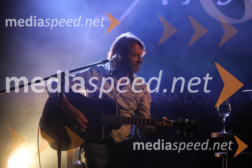  Miha Guštin-Gušti, glasbenik1 na 1: Gušti in Tomi Meglič, koncert v sklopu festivala Arsana