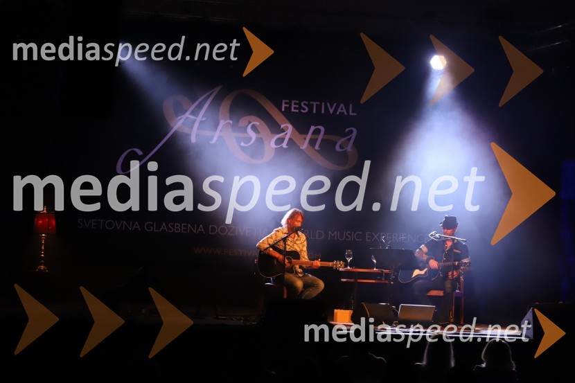  Miha Guštin-Gušti, glasbenik;  Tomi Meglič, glasbenik, pevec skupine Siddharta1 na 1: Gušti in Tomi Meglič, koncert v sklopu festivala Arsana