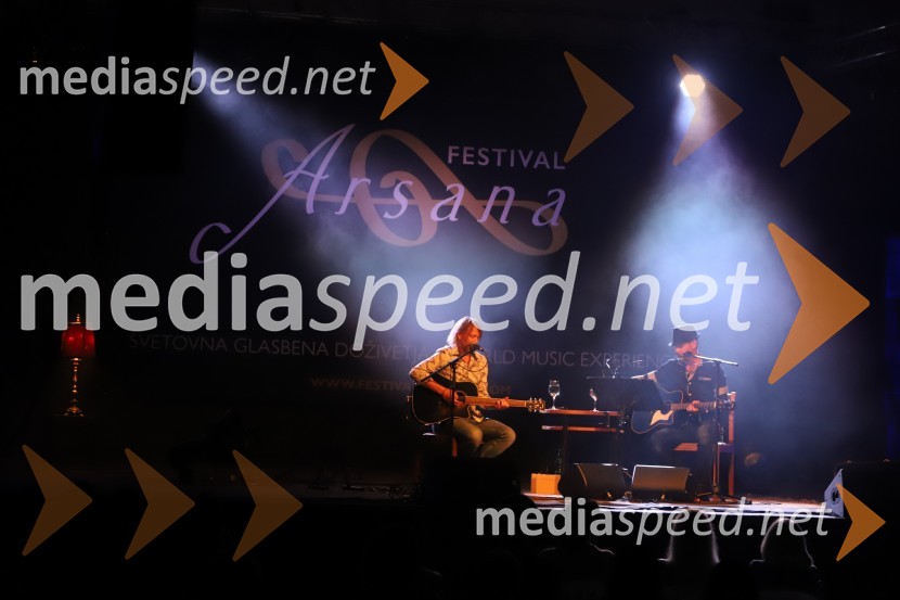  Miha Guštin-Gušti, glasbenik;  Tomi Meglič, glasbenik, pevec skupine Siddharta1 na 1: Gušti in Tomi Meglič, koncert v sklopu festivala Arsana