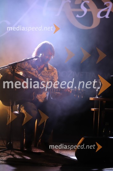  Miha Guštin-Gušti, glasbenik1 na 1: Gušti in Tomi Meglič, koncert v sklopu festivala Arsana